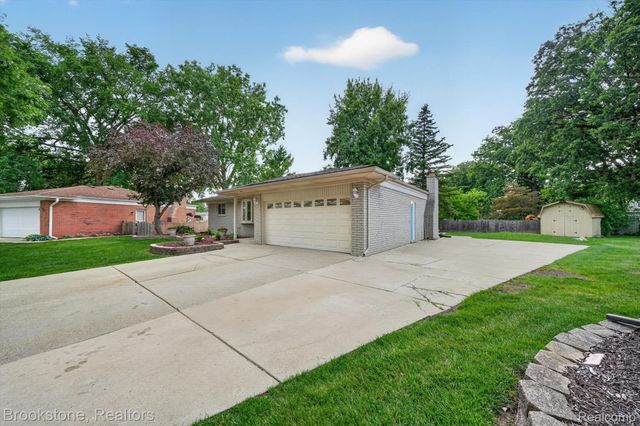 720 Comet Court, Canton Charter Township, MI 48188