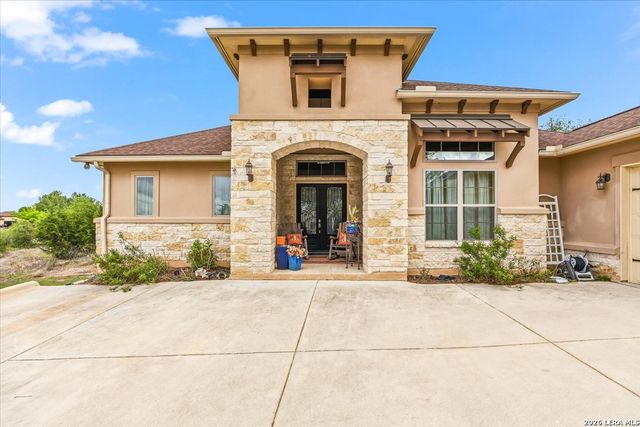 1930 Rothschild, New Braunfels, TX 78132