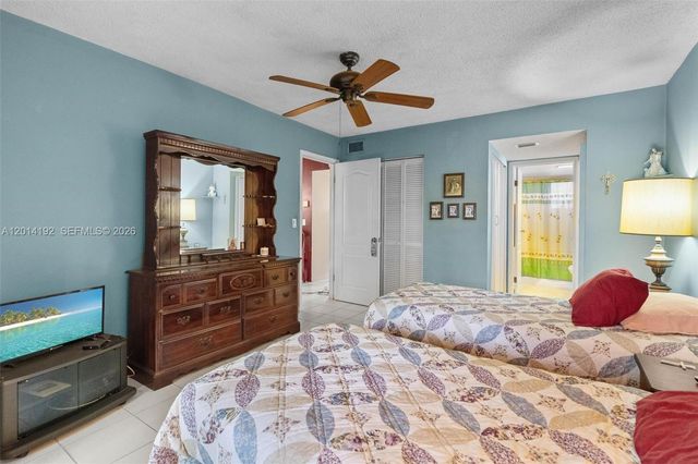 100 Berkley Rd 106, Hollywood, FL 33024