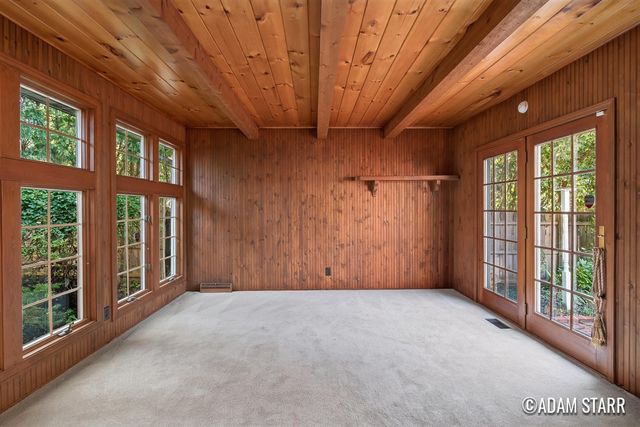 2430 Annchester Drive, Grand Rapids, MI 49506