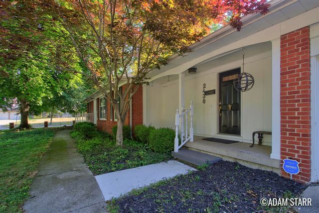 2430 Annchester Drive, Grand Rapids, MI 49506