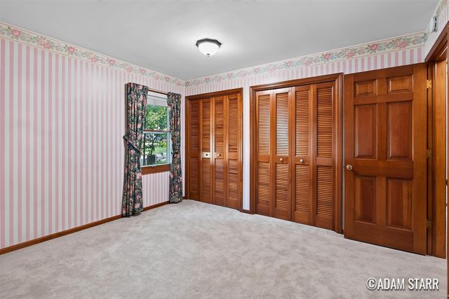 2430 Annchester Drive, Grand Rapids, MI 49506