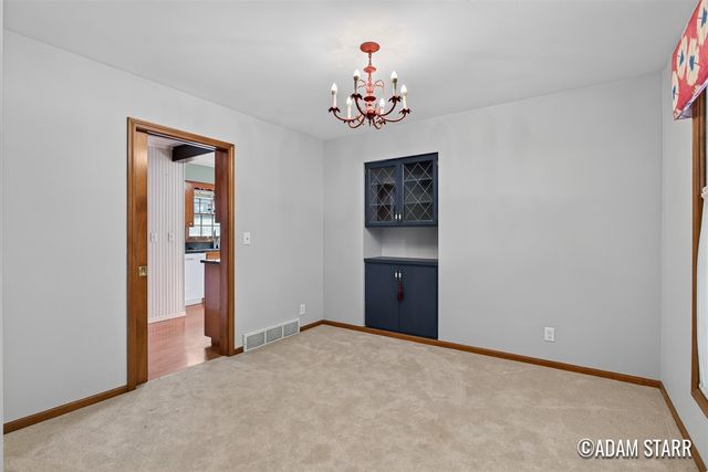2430 Annchester Drive, Grand Rapids, MI 49506
