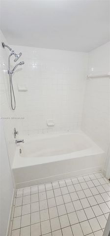 3204 Glenmoor Drive 3204, West Palm Beach, FL 33409