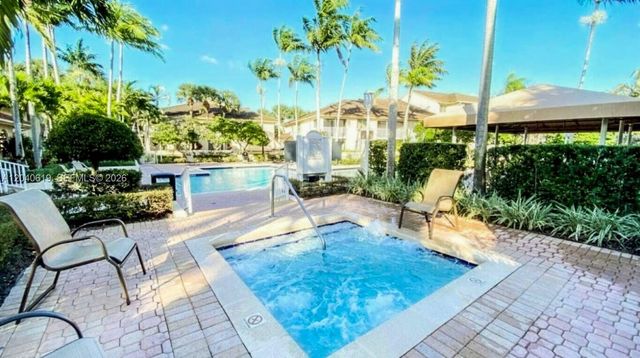 3204 Glenmoor Drive 3204, West Palm Beach, FL 33409