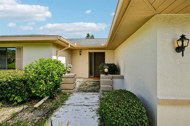 1304 LELAND DRIVE, Sun City Center, FL 33573