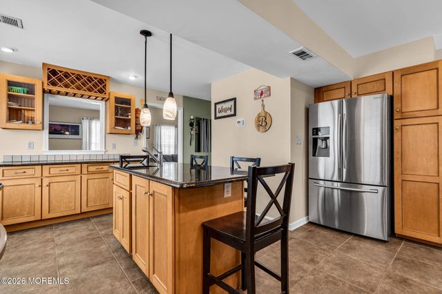 41 Concord Circle, Howell, NJ 07731