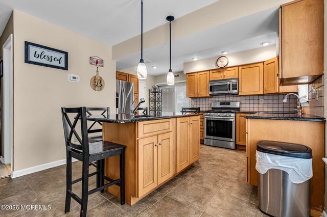 41 Concord Circle, Howell, NJ 07731