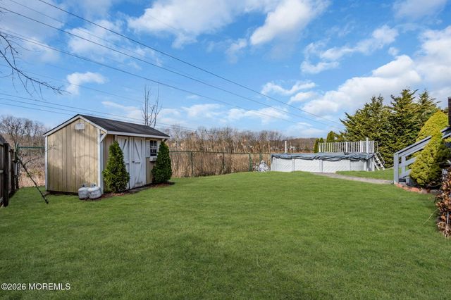 41 Concord Circle, Howell, NJ 07731