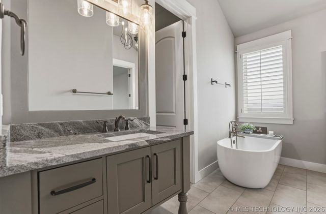 11908 S Allegheny Avenue, Tulsa, OK 74137