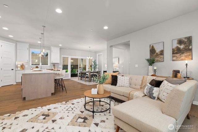 7907 S 132 Street, Seattle, WA 98178