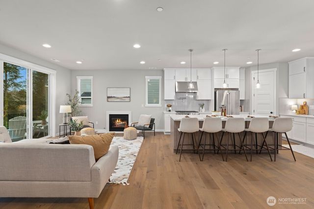 7907 S 132 Street, Seattle, WA 98178