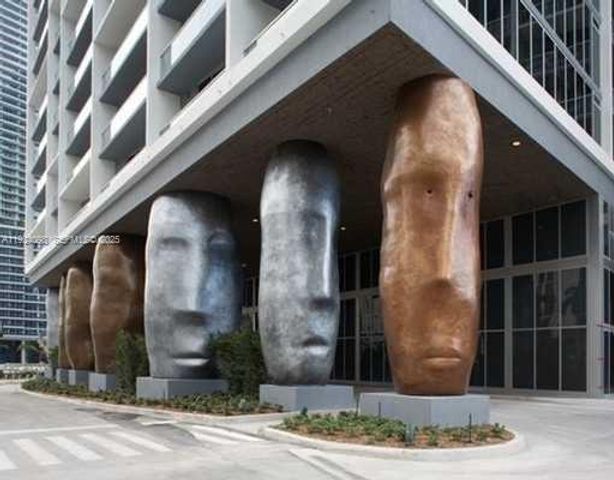 475 Brickell Ave 910, Miami, FL 33131