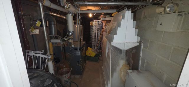 65-12 Myrtle Avenue, Glendale, NY 11385