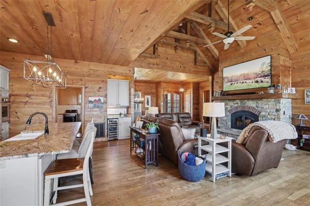899 RIDGE POINTE Way, Blairsville, GA 30512