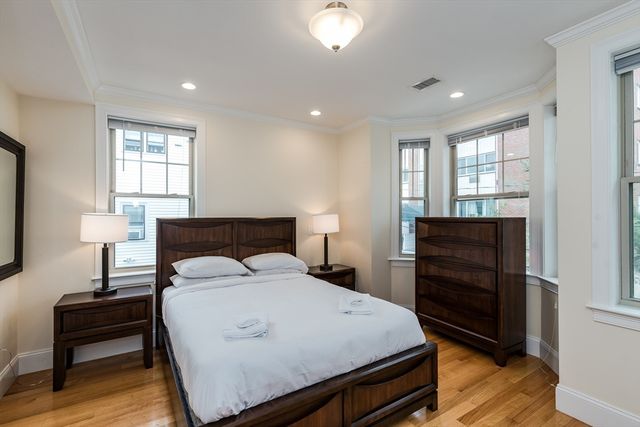 1 Larose Pl. L, Boston, MA 02135