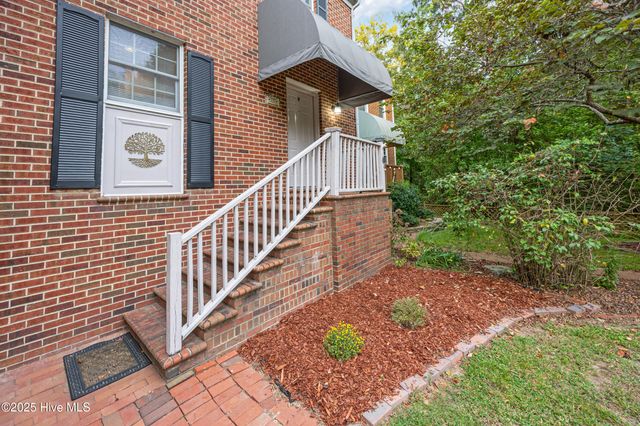 17 Old Fish Hatchery Road, Edenton, NC 27932
