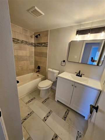 4122 Belle Park Drive, Houston, TX 77072