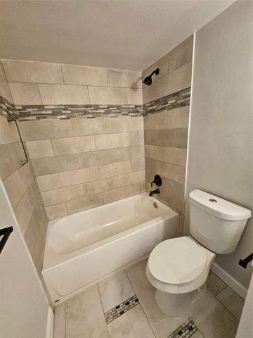 4122 Belle Park Drive, Houston, TX 77072