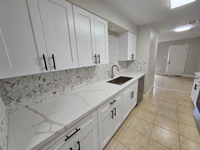 4122 Belle Park Drive, Houston, TX 77072