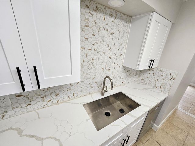 4122 Belle Park Drive, Houston, TX 77072