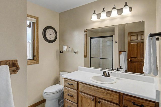 13320 W Crestwood COURT, New Berlin, WI 53151