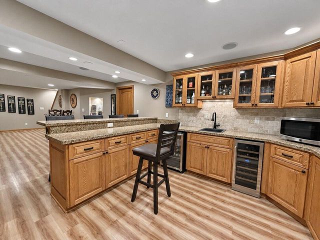 13320 W Crestwood COURT, New Berlin, WI 53151