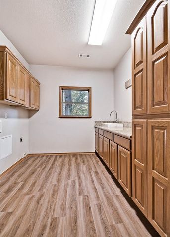 10800 Blue Sky Road, Farmington, AR 72730