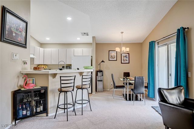 7905 Lago Vista Lane 203, Las Vegas, NV 89145