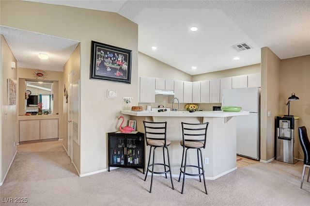 7905 Lago Vista Lane 203, Las Vegas, NV 89145