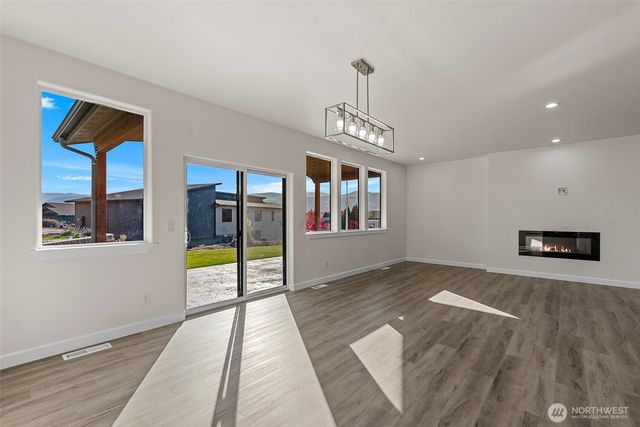 274 Chinook Way, East Wenatchee, WA 98802