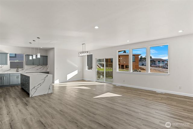 274 Chinook Way, East Wenatchee, WA 98802