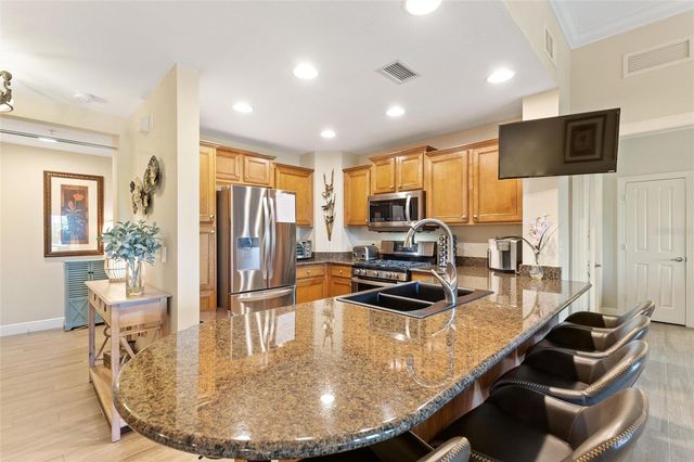 7689 HERITAGE CROSSING WAY 301, Reunion, FL 34747