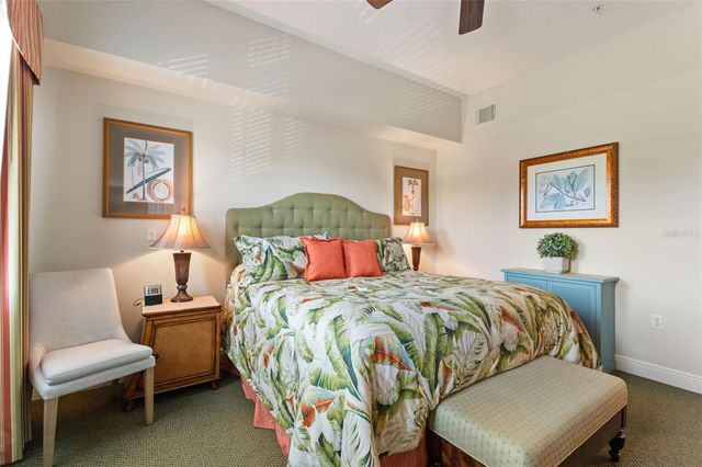 7689 HERITAGE CROSSING WAY 301, Reunion, FL 34747