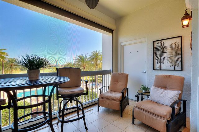 7689 HERITAGE CROSSING WAY 301, Reunion, FL 34747