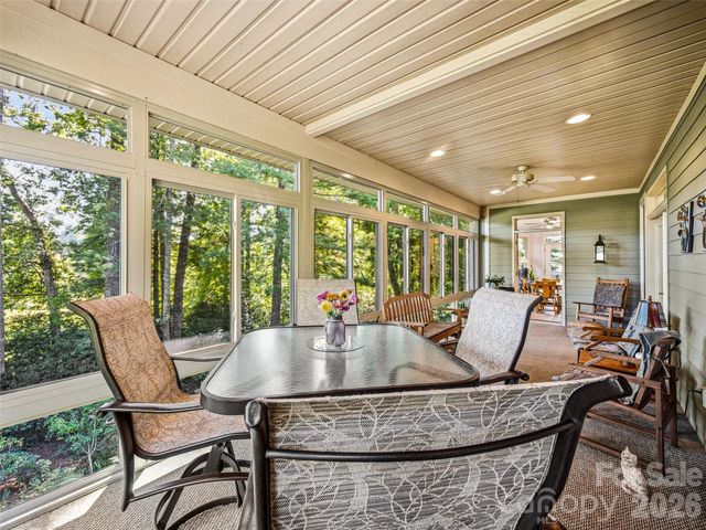 151 Shadowleaf Drive, Hendersonville, NC 28739
