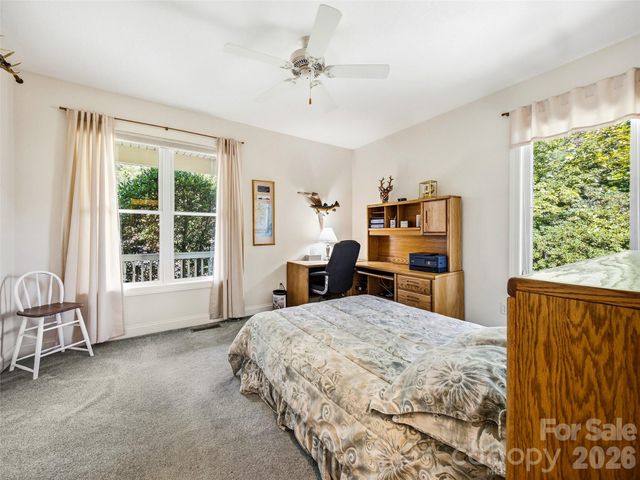 151 Shadowleaf Drive, Hendersonville, NC 28739