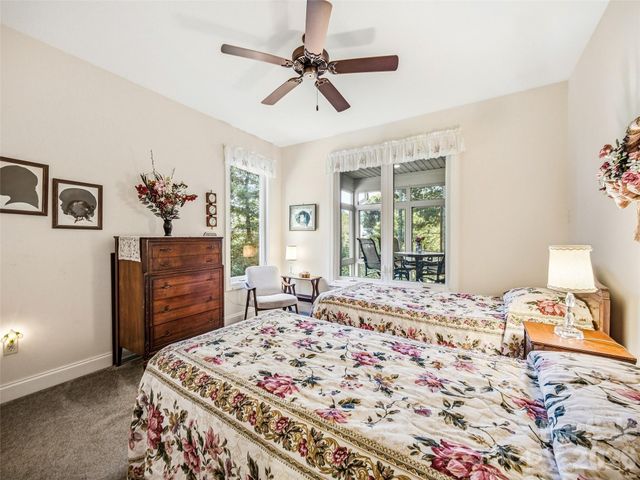 151 Shadowleaf Drive, Hendersonville, NC 28739