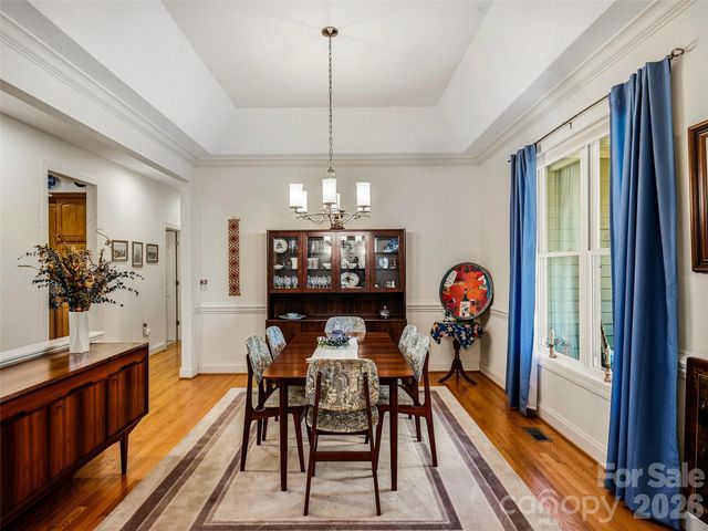 151 Shadowleaf Drive, Hendersonville, NC 28739