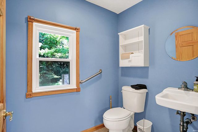 4638 E State Road 45, Bloomington, IN 47408