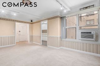 70 Remsen Street # 2I, New York City, NY 11201