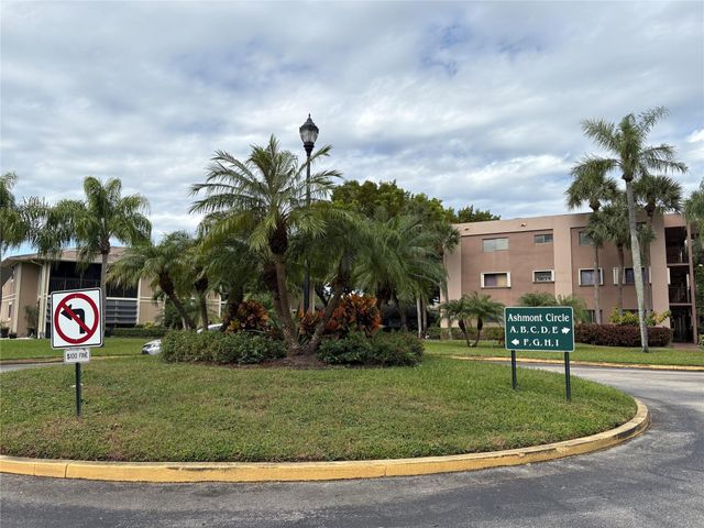 7322 Ashmont Circle 7322, Tamarac, FL 33321