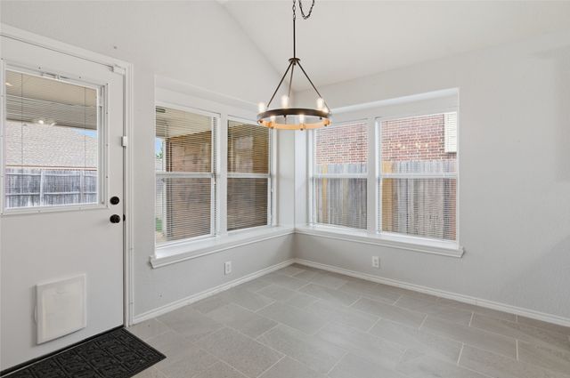 820 Forest Heights Drive, Fort Worth, TX 76036