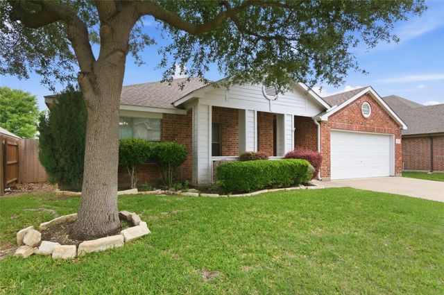 820 Forest Heights Drive, Fort Worth, TX 76036