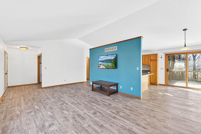 605 Cleveland AVENUE, Hartford, WI 53027