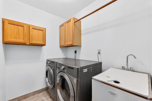 605 Cleveland AVENUE, Hartford, WI 53027