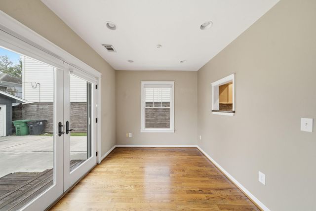 1110 E 26th Street, Houston, TX 77009