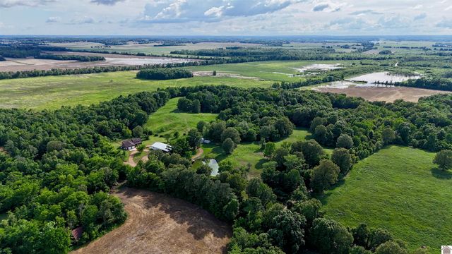 1300 Rocky Rd, Fancy Farm, KY 42039