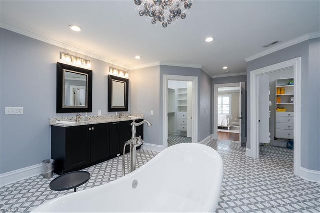 444 Glenbrook Spring, New London, NC 28127