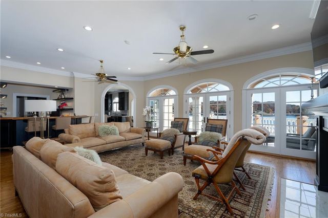 444 Glenbrook Spring, New London, NC 28127